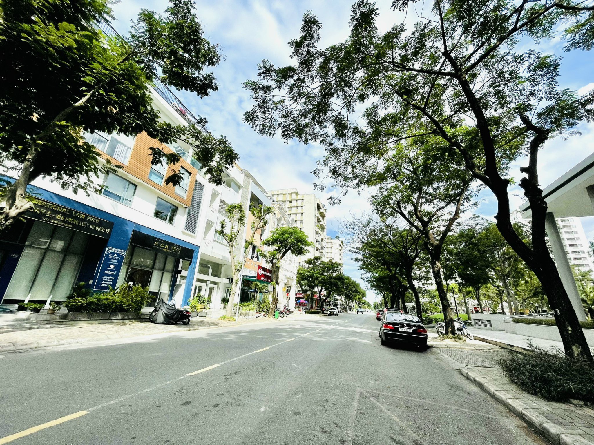 CHO THUÊ NHÀ PHỐ HÀ HUY TẬP KHU CẢNH ĐỒI PHÚ MỸ HƯNG 8