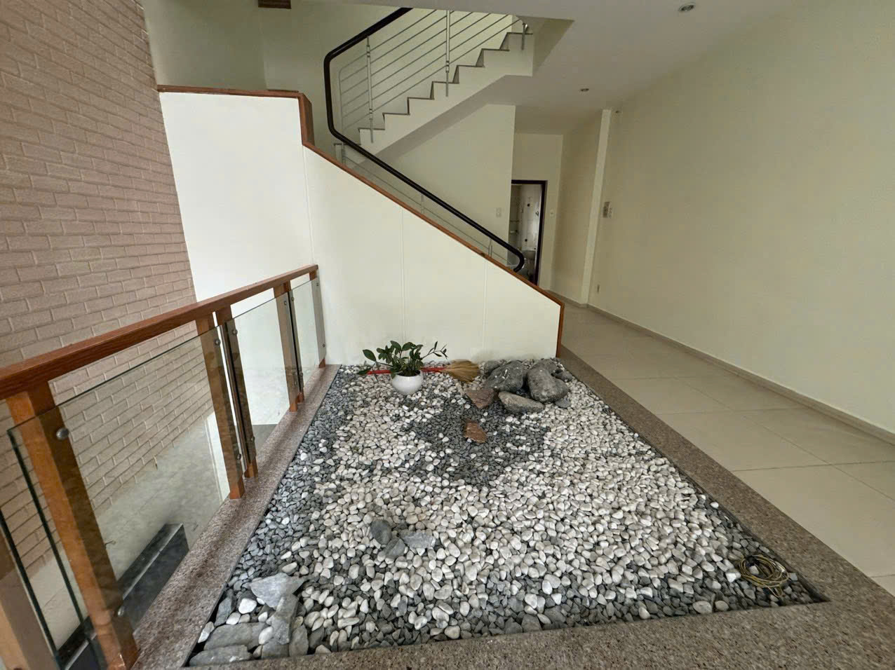 Bán nhà phố Him Lam 6A Trung Sơn, Bình Chánh xây 4 tầng view công viên, hướng Đông – 100m2 3