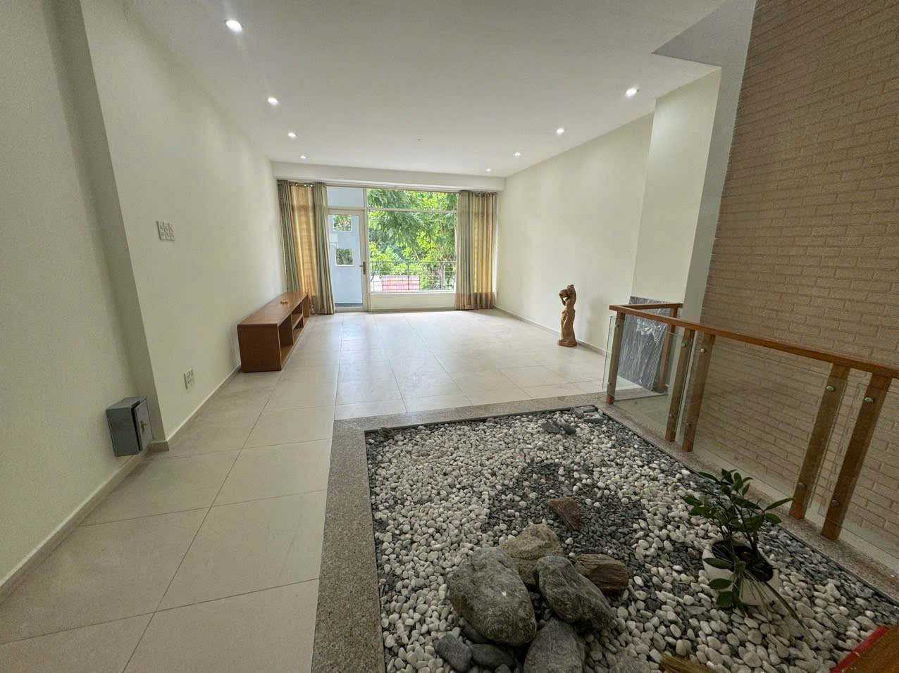 Bán nhà phố Him Lam 6A Trung Sơn, Bình Chánh xây 4 tầng view công viên, hướng Đông – 100m2 6