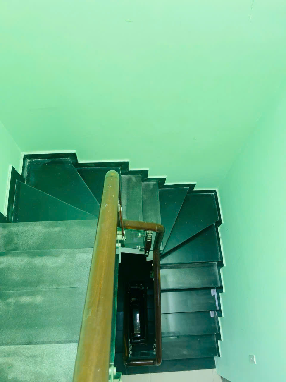 Bán nhà phố Hưng Gia 1 Phú Mỹ Hưng, Quận 7 xây 6 tầng có thang máy, hướng Bắc – 111m2 11