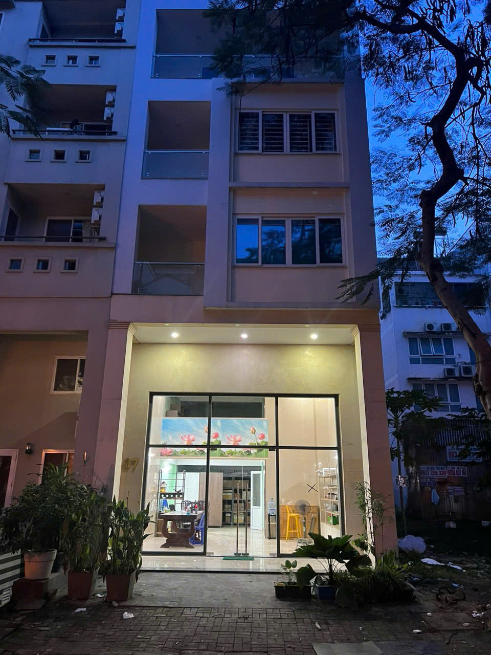 Bán nhà phố Hưng Gia 1 Phú Mỹ Hưng, Quận 7 xây 6 tầng có thang máy, hướng Bắc – 111m2 5