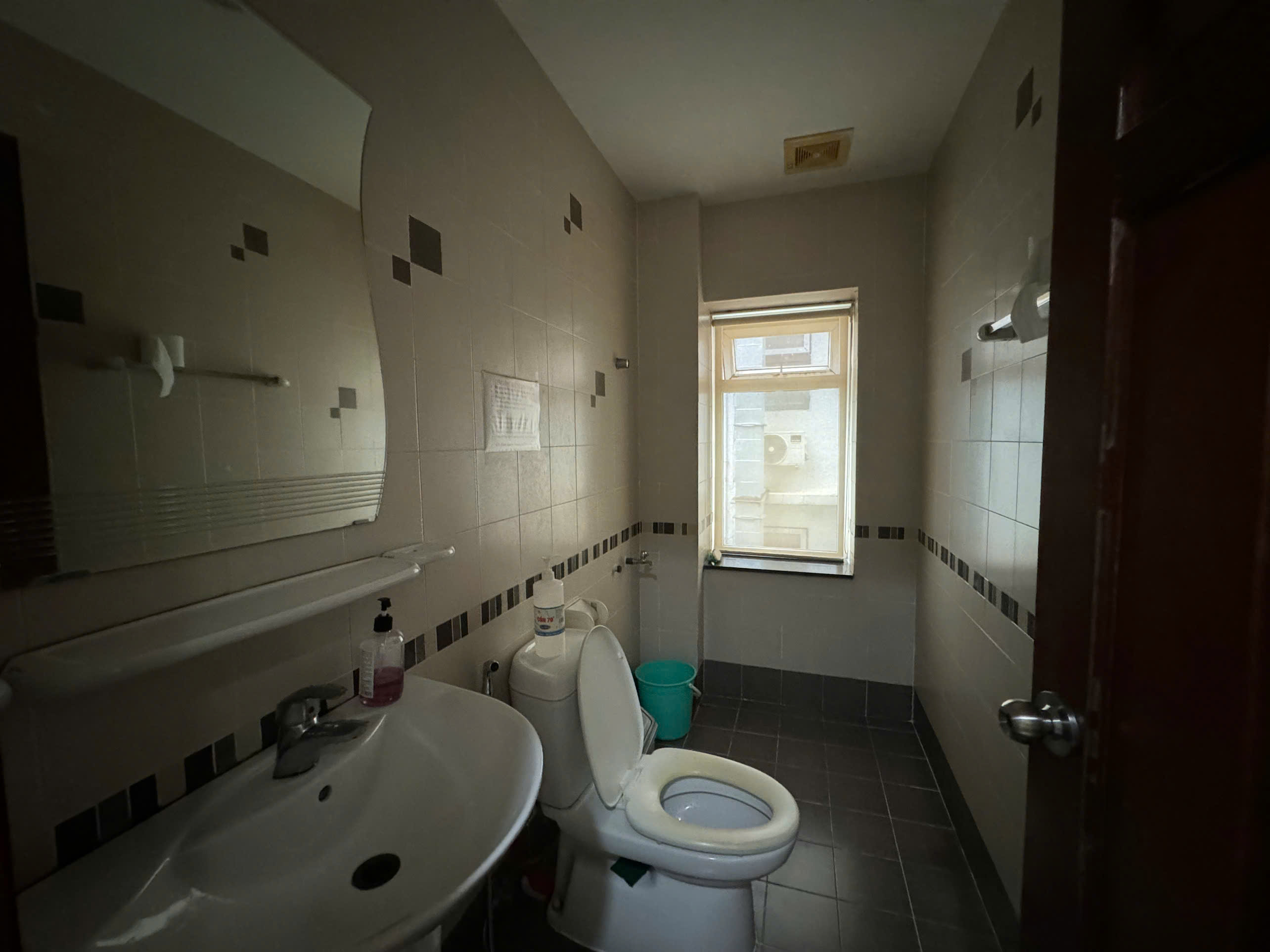 Cho thuê nhà mặt tiền Hưng Gia 1 Phú Mỹ Hưng, Quận 7 căn đôi nhà đẹp có nội thất 5