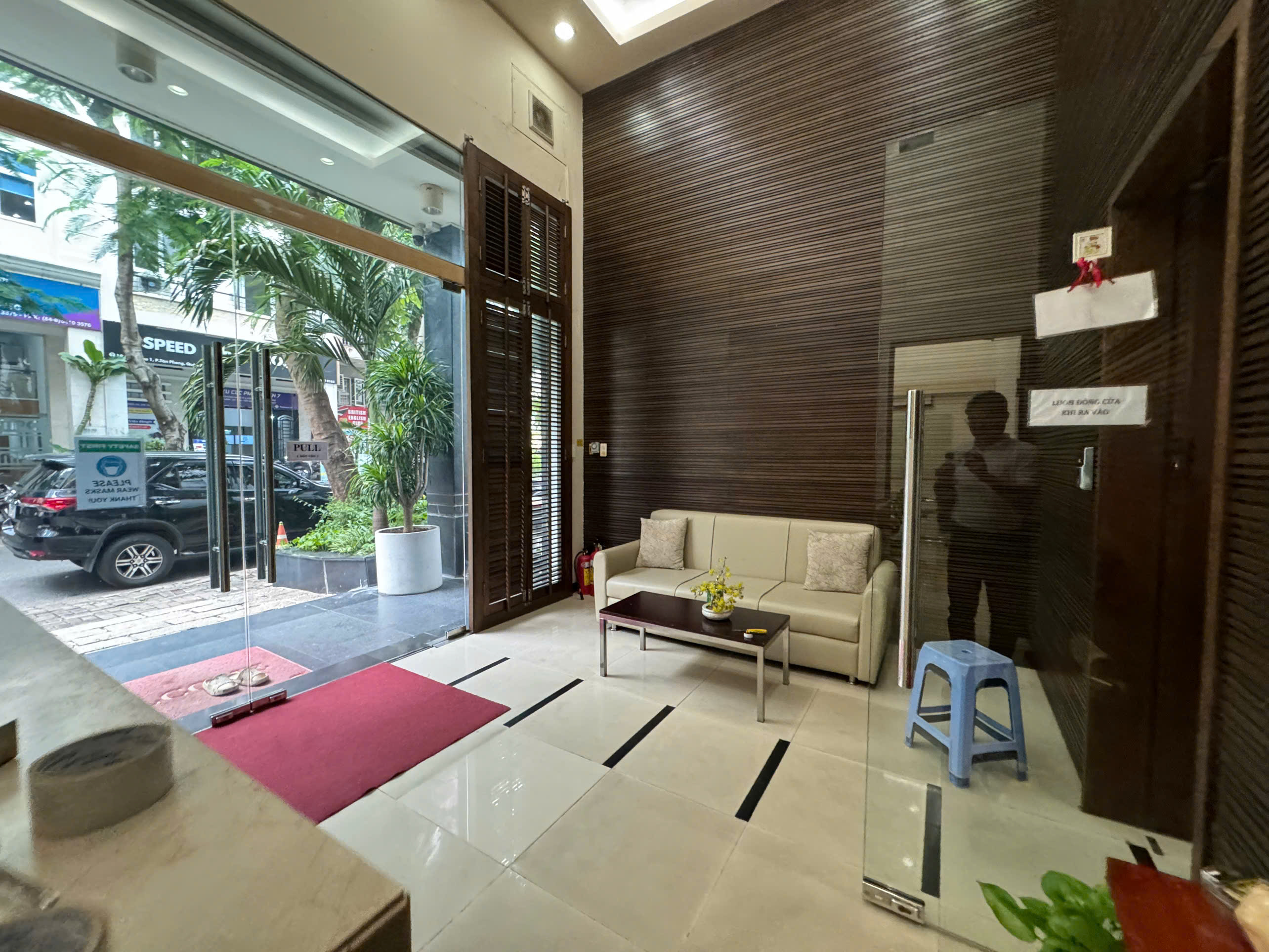 Cho thuê nhà mặt tiền Hưng Gia 1 Phú Mỹ Hưng, Quận 7 căn đôi nhà đẹp có nội thất 3