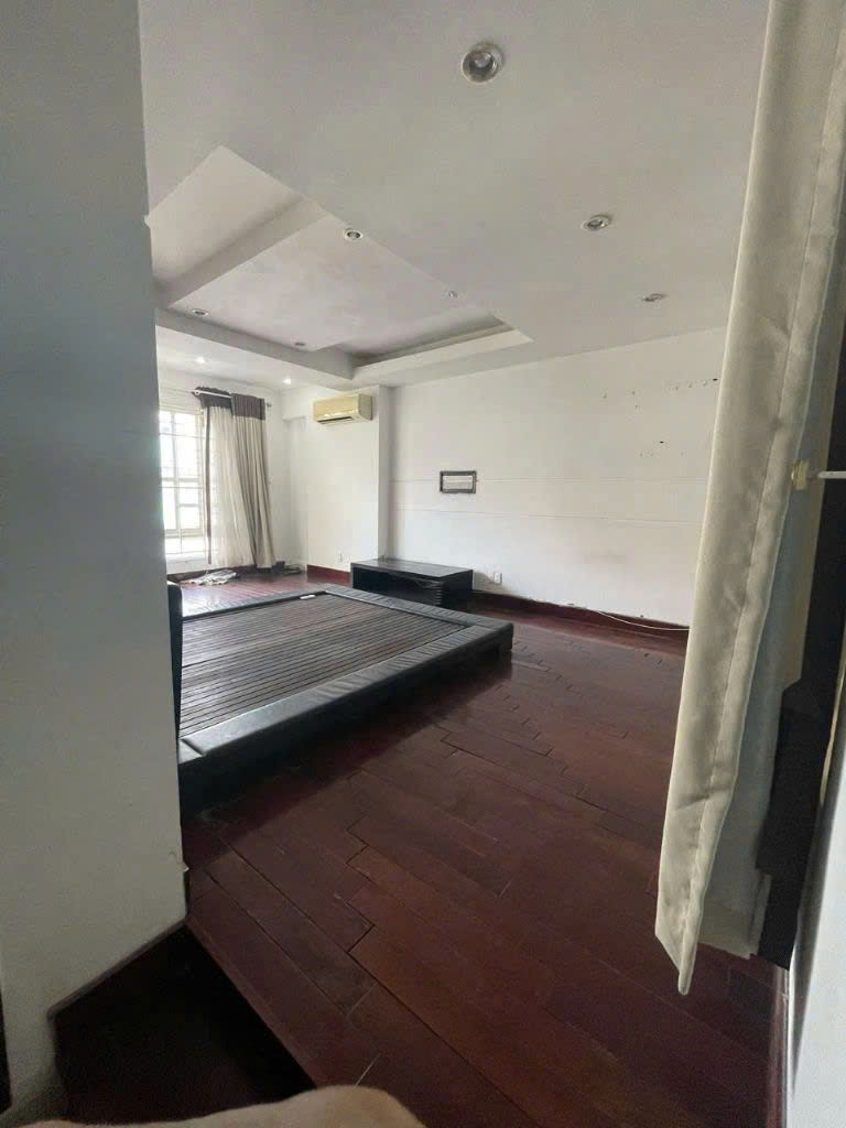 Bán nhà phố Hưng Gia 2 Phú Mỹ Hưng, Quận 7 xây 5 tầng mặt tiền đường số 2 – 111m2 4