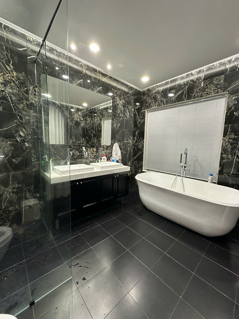 Bán hoặc cho thuê nhà phố Hưng Phước 1 Phú Mỹ Hưng, Quận 7 xây 5 tầng có thang máy, hướng Bắc – 111m 6