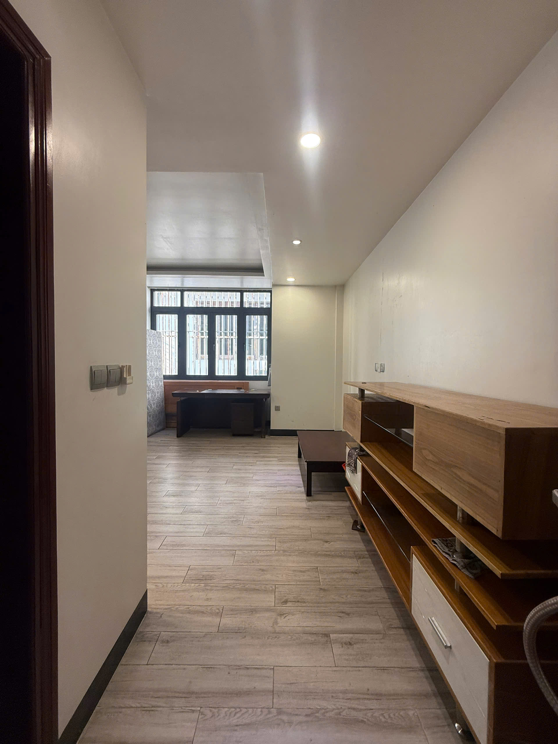 Cho thuê nhà phố KDC Him Lam Quận 7 xây hầm + 3 lầu nhà mới thiết kế 4 phòng ngủ – 100m2 15