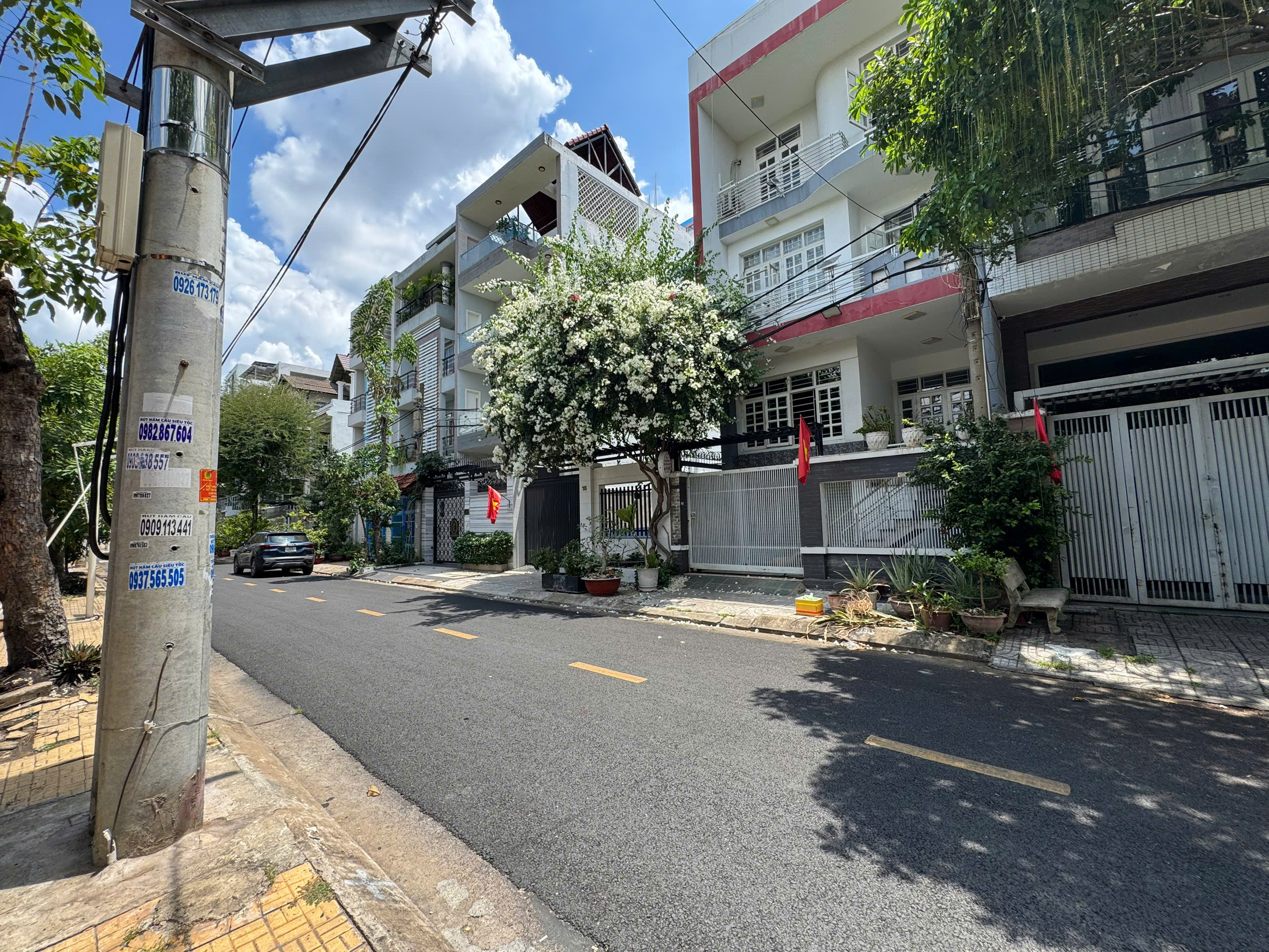 Bán nhà phố KDC Trung Sơn, Bình Chánh xây 6 tầng có hầm đầy đủ nội thất – 120m2 1