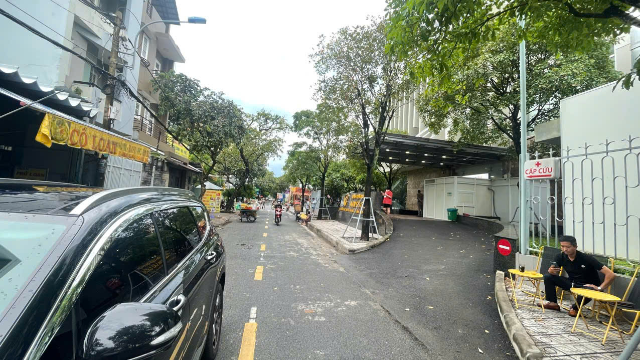 Bán nhà phố đường số 5 KDC Trung Sơn, Bình Chánh xây 4 tầng có thang máy, hướng Tây – 100m2 2