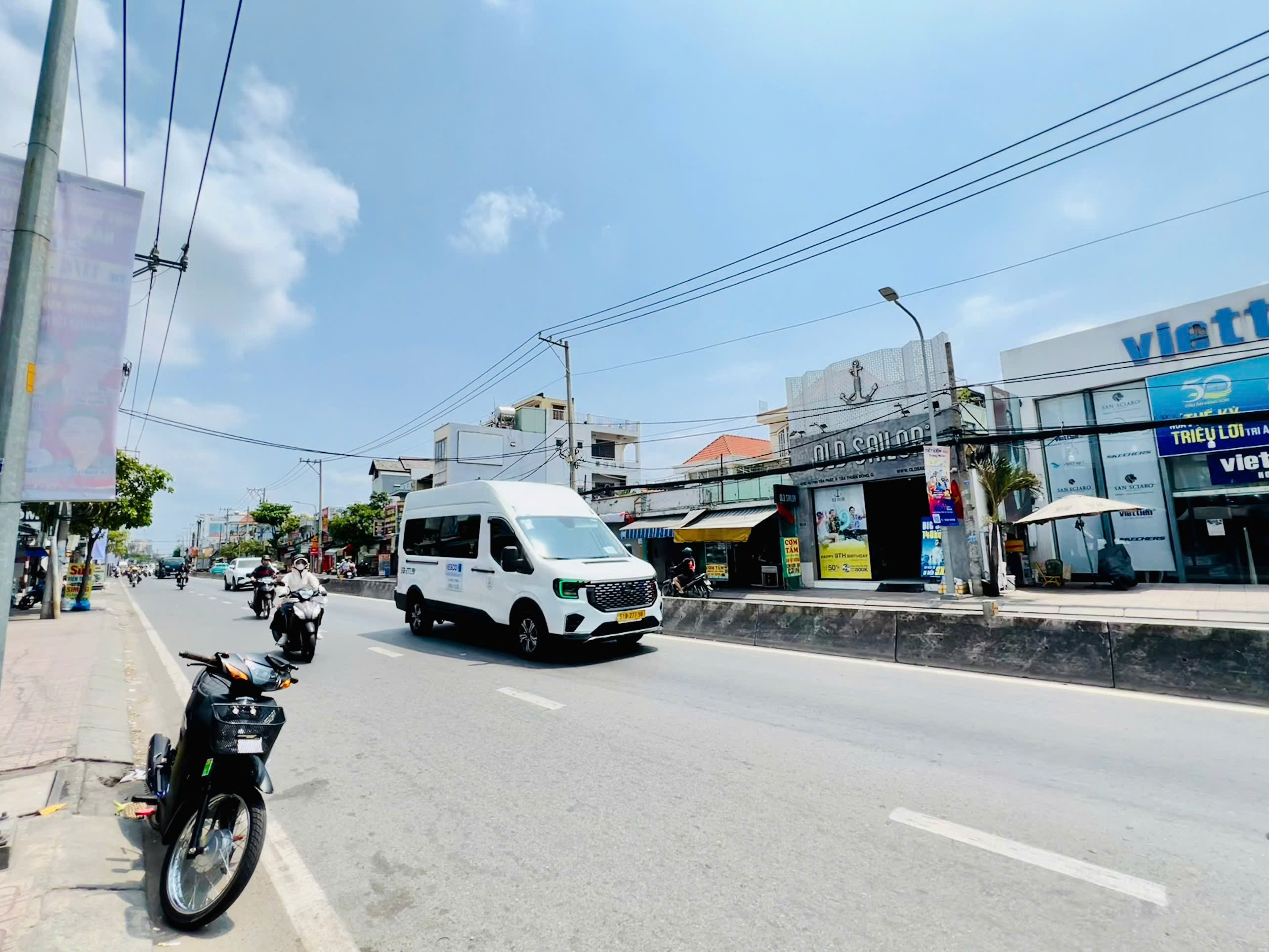 Cho thuê nhà phố kinh doanh 471 Huỳnh Tấn Phát, Phường Tân Thuận, Quận 7 nhà trệt vị trí đẹp – 495m2 4