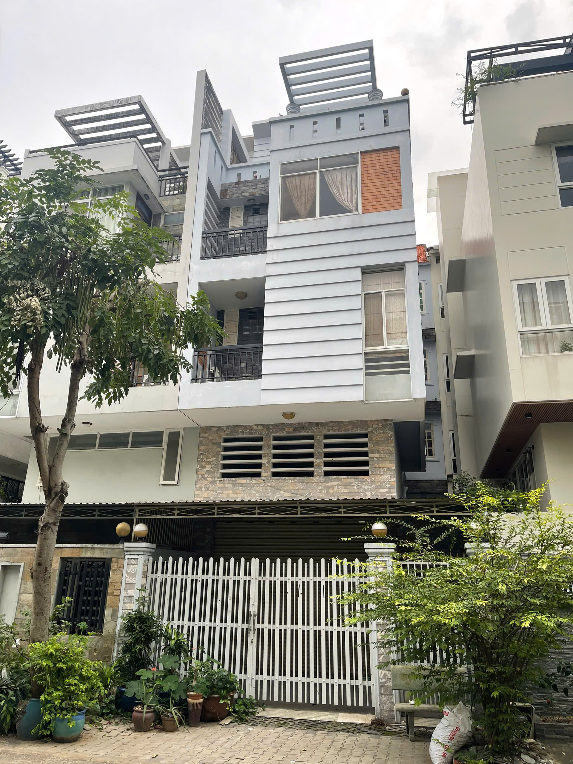 Bán nhà phố kinh doanh đường số 7 KDC Phú Mỹ, Vạn Phát Hưng, Quận 7 liền kề Phú Mỹ Hưng 2