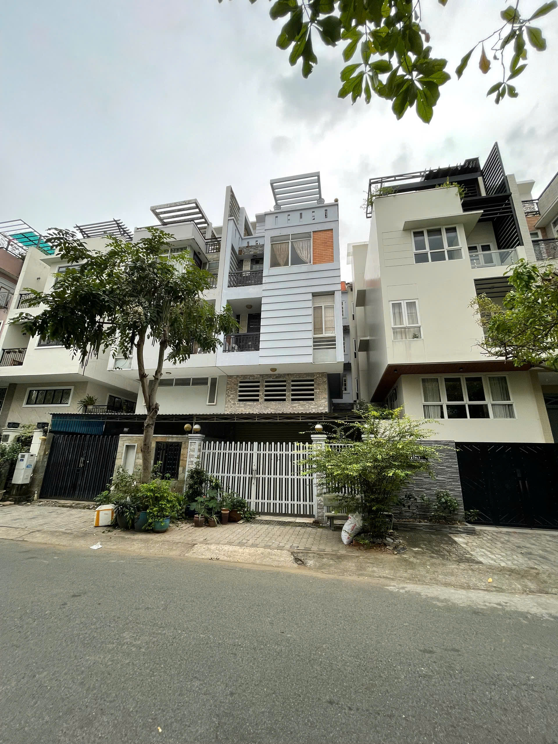 Bán nhà phố kinh doanh đường số 7 KDC Phú Mỹ, Vạn Phát Hưng, Quận 7 liền kề Phú Mỹ Hưng 1