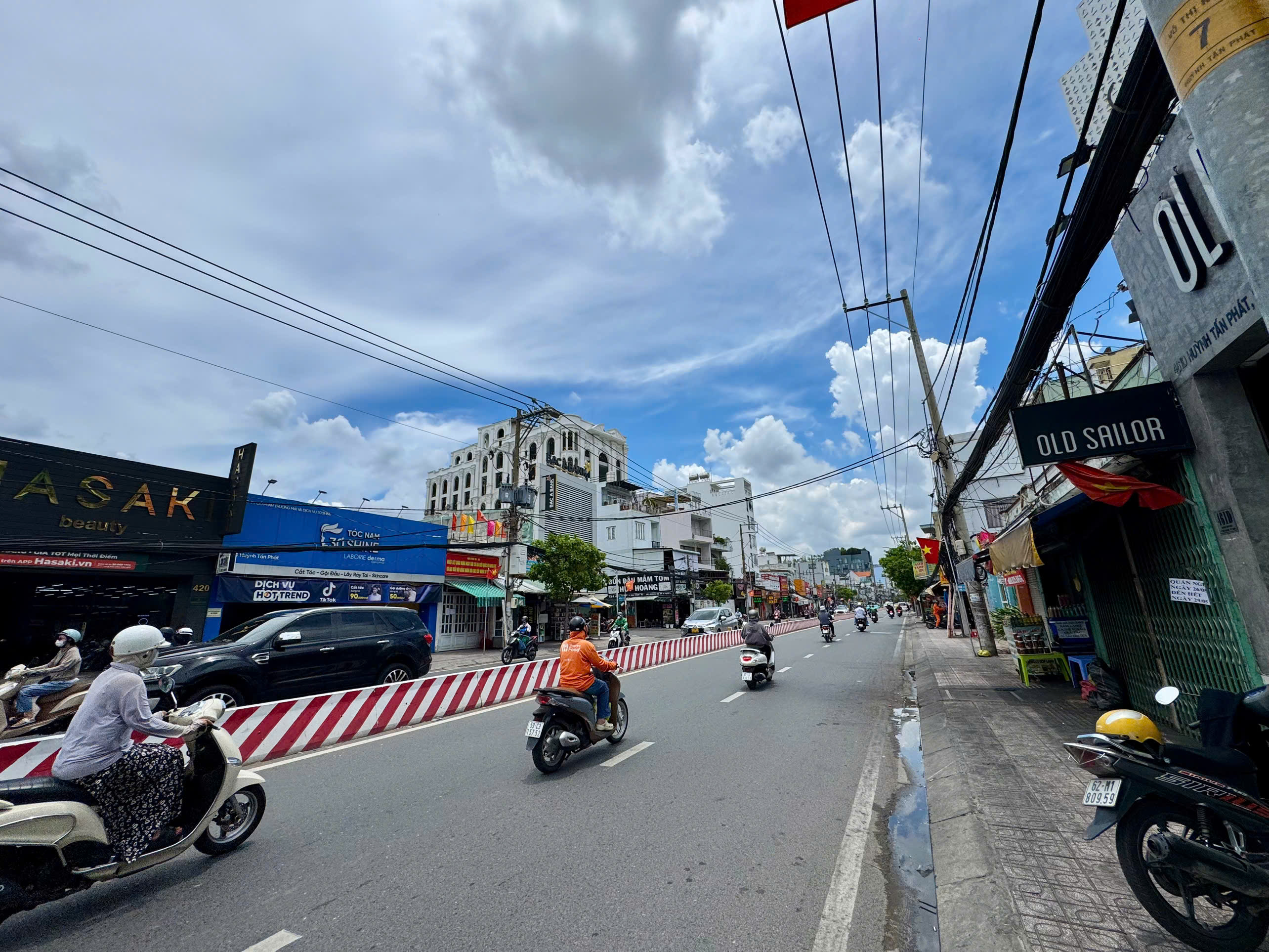 Business front house for rent in Huynh Tan Phat, Phu Thuan Ward, Ho Chi Minh City with a large area – 1080m2 1