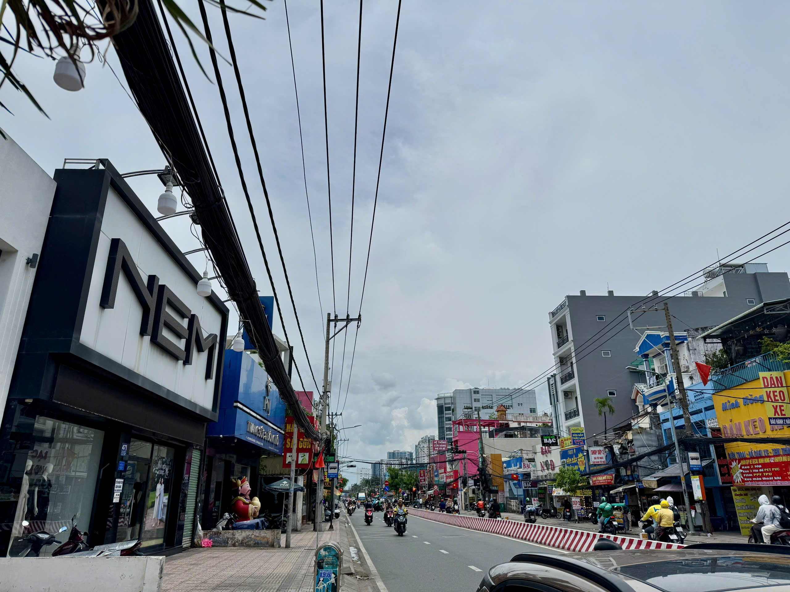 Business front house for rent in Huynh Tan Phat, Phu Thuan Ward, Ho Chi Minh City with a large area – 1080m2 5
