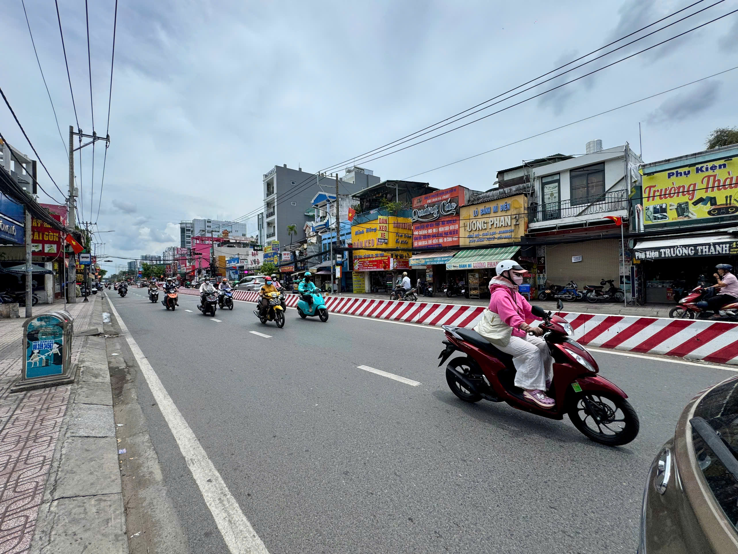 Business front house for rent in Huynh Tan Phat, Phu Thuan Ward, Ho Chi Minh City with a large area – 1080m2 4