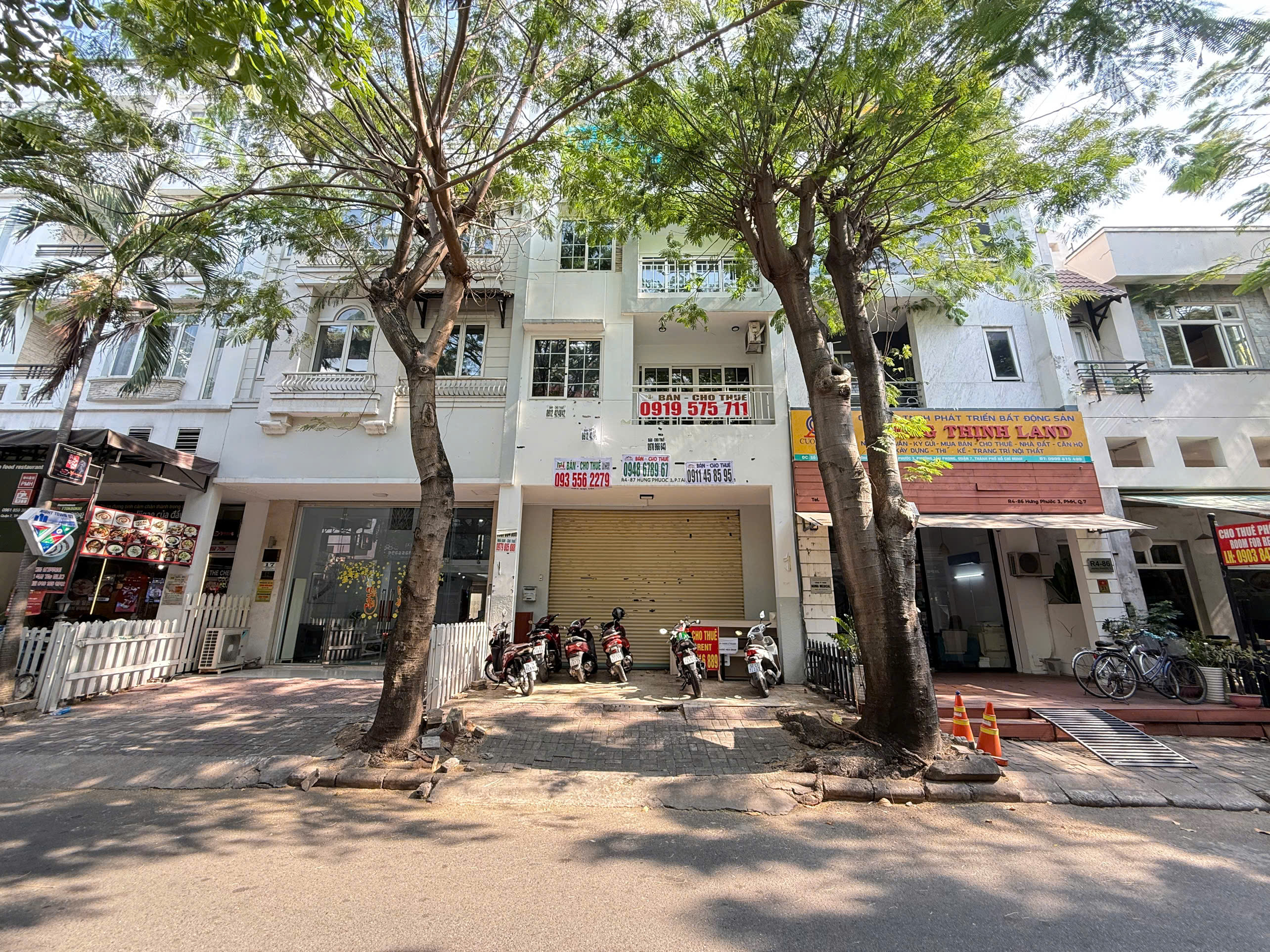 Townhouse for sale in R4-87 Hung Phuoc 3 Phu My Hung building 5 floors with elevator – 111m2