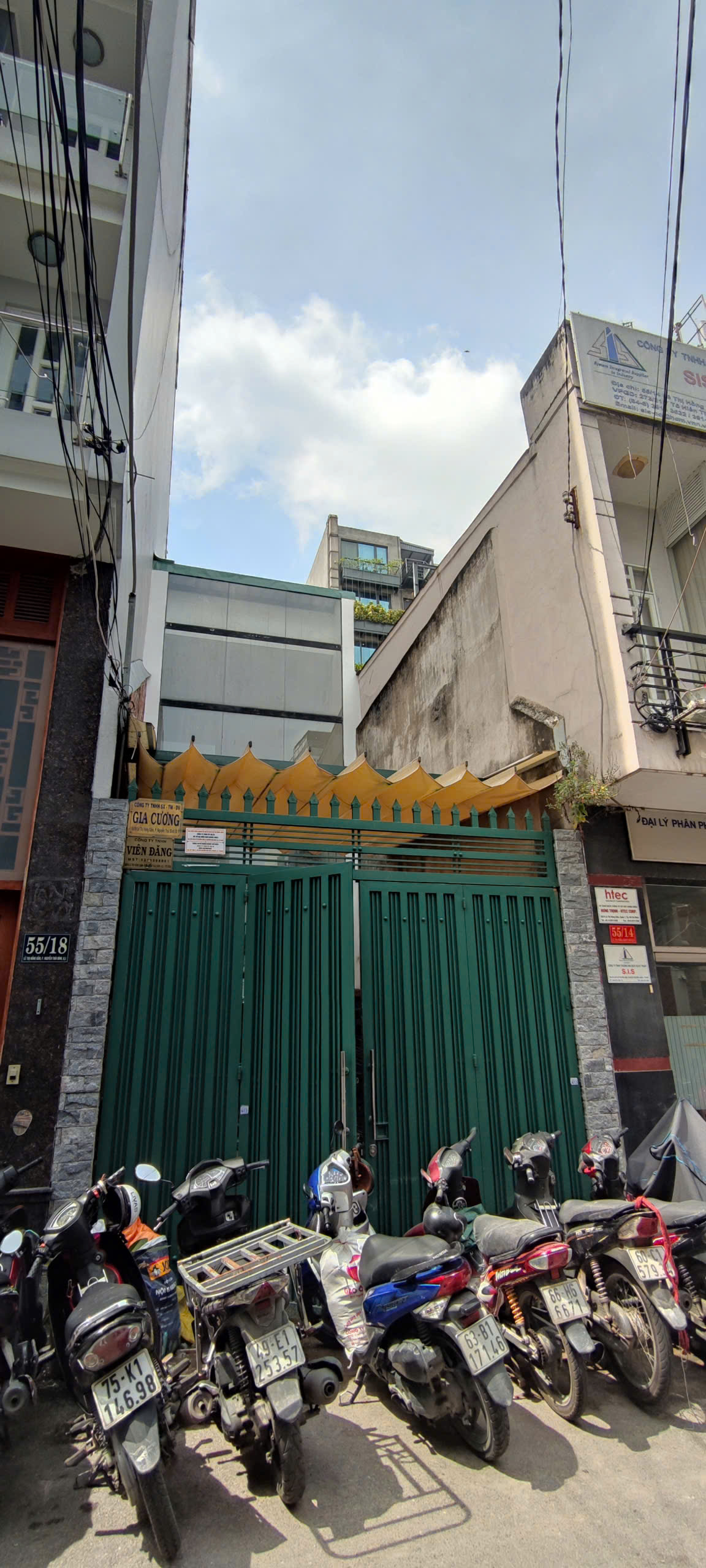 Bán nhà phố Lê Thị Hồng Gấm, Quận 1 xây trệt + 2 lầu hẻm lớn thông ra Nguyễn Thái Bình – 86m2 3