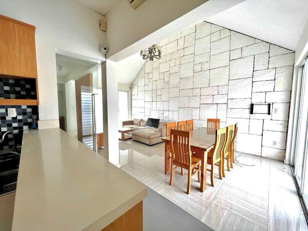 Cho thuê nhà phố liền kề KDC Him Lam, Quận 7 có 5 tầng+thang máy, cửa lùa tự động 1