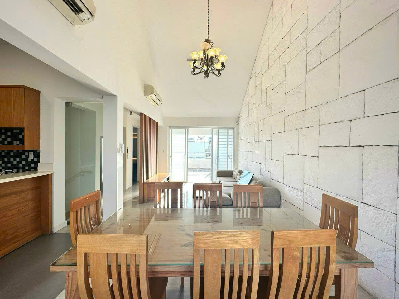 Cho thuê nhà phố liền kề KDC Him Lam, Quận 7 có 5 tầng+thang máy, cửa lùa tự động 7