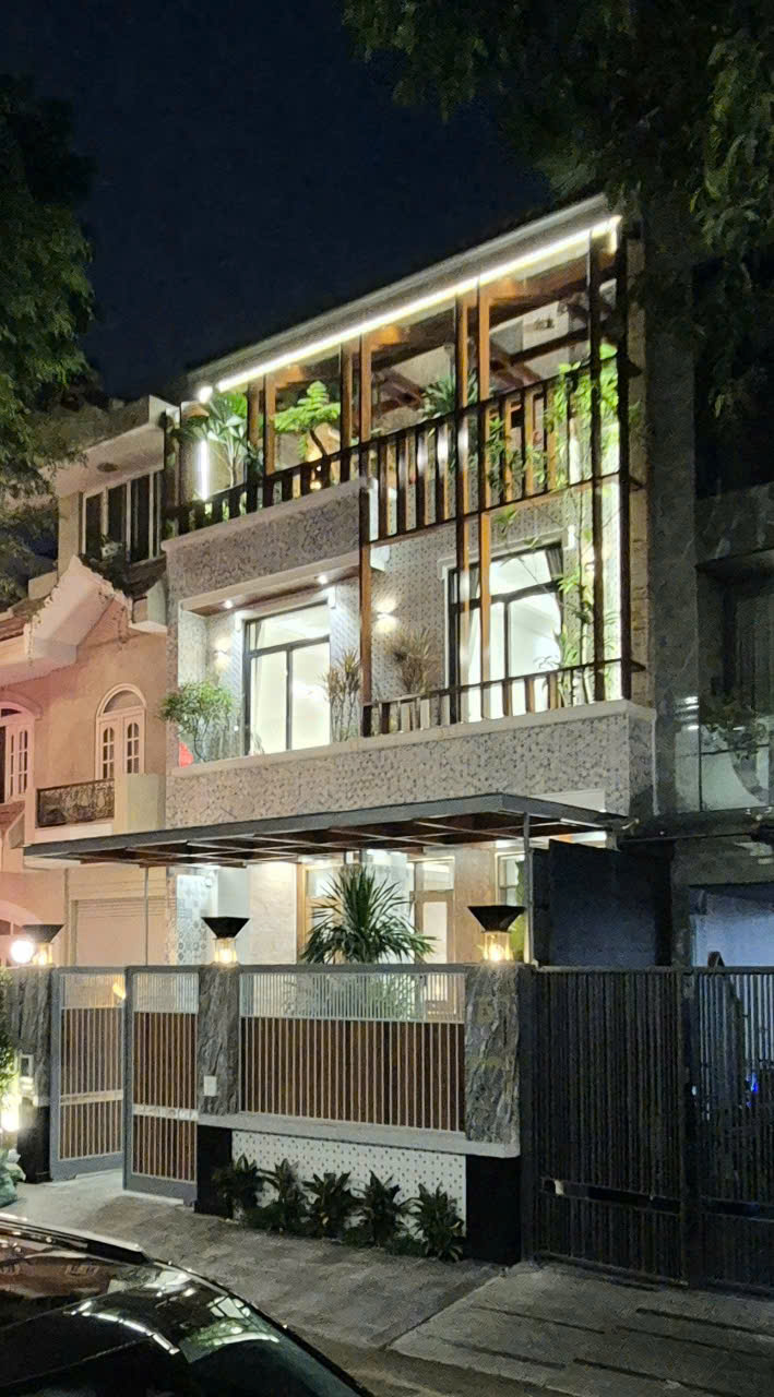 Bán nhà phố Mỹ Phước Phú Mỹ Hưng, Quận 7 nhà mới có 4 phòng ngủ xây 5 tầng, thang máy, hướng Bắc 2