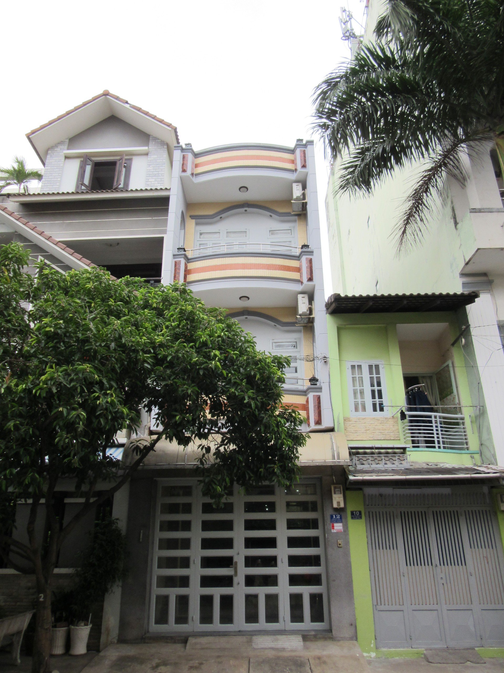 Cho thuê nhà Phan Huy Thực, Tân Kiểng, Quận 7 có 4 phòng ngủ đầy đủ máy lạnh 12