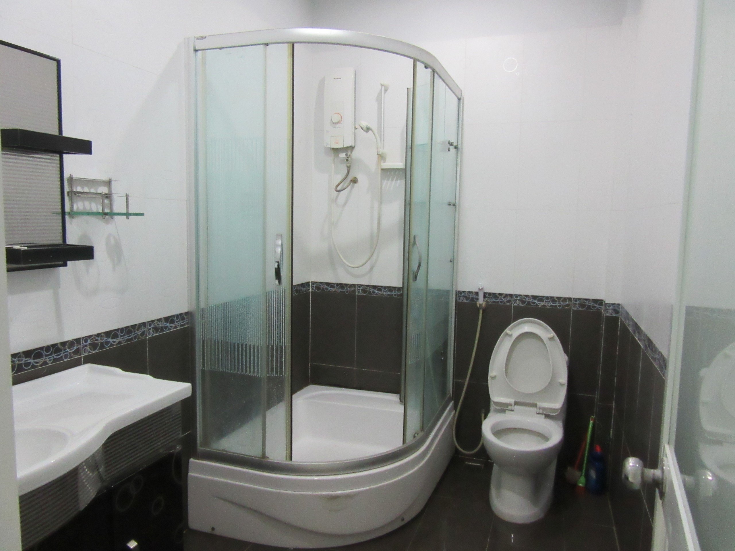 Cho thuê nhà Phan Huy Thực, Tân Kiểng, Quận 7 có 4 phòng ngủ đầy đủ máy lạnh 8