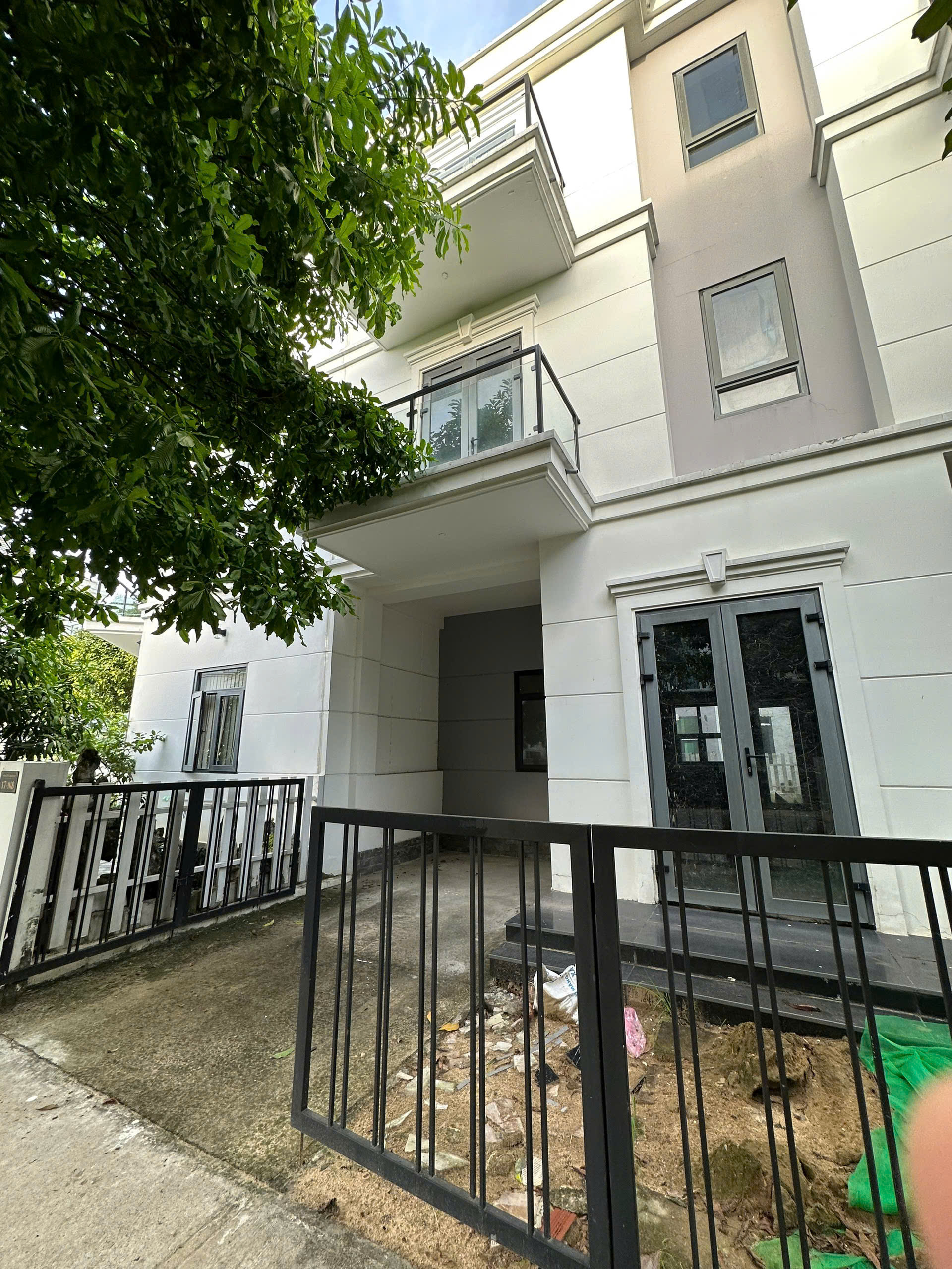 Bán nhà phố SimCity Quận 9, Tp Thủ Đức vị trí đẹp cạnh căn góc xây 3 tầng, sổ đỏ - 85.8m2 5