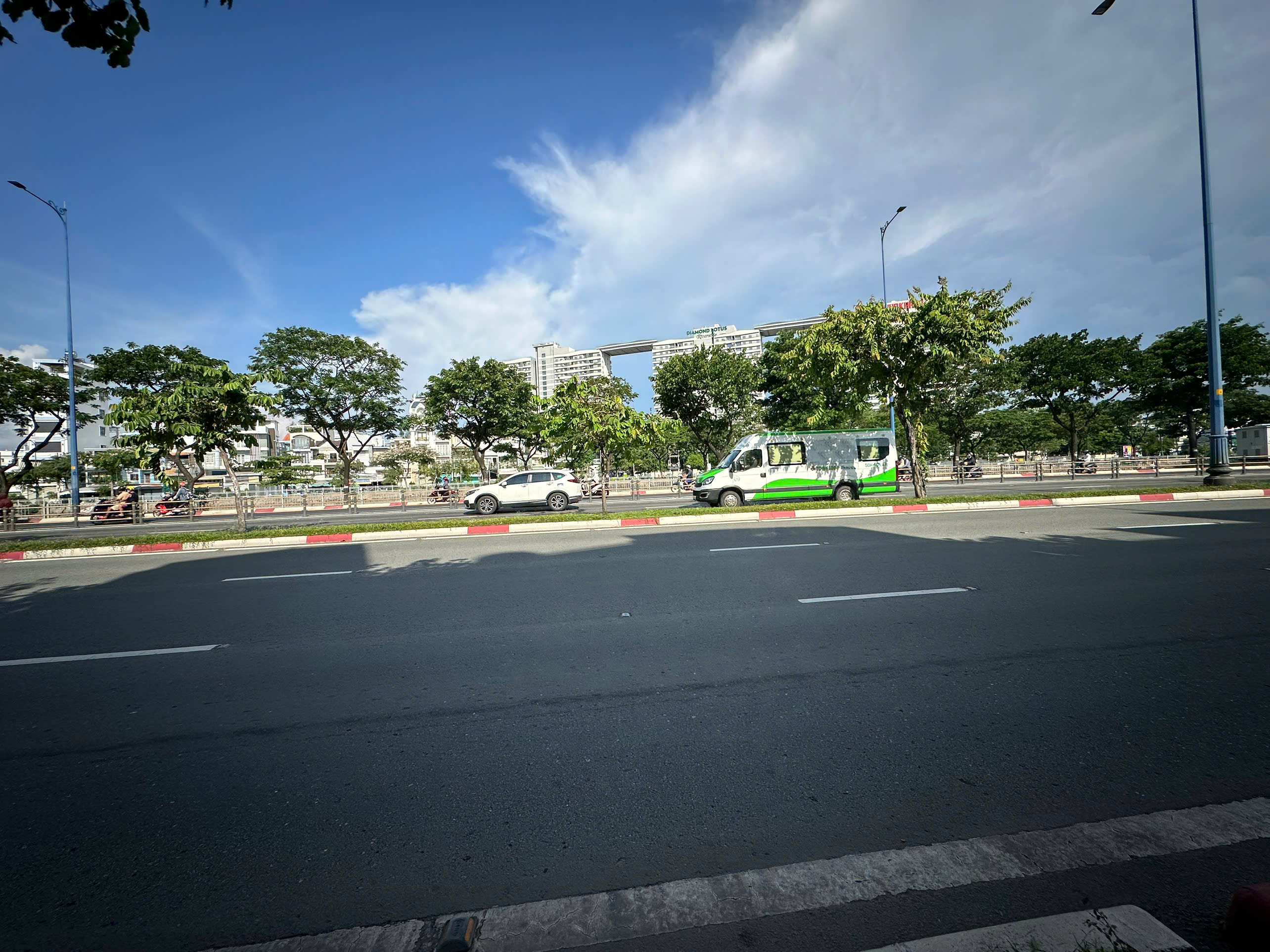 Bán nhà phố Võ Văn Kiệt, Phường 5, Quận 5 xây 4 tầng có thang máy hướng Đông – 120.4m2 3