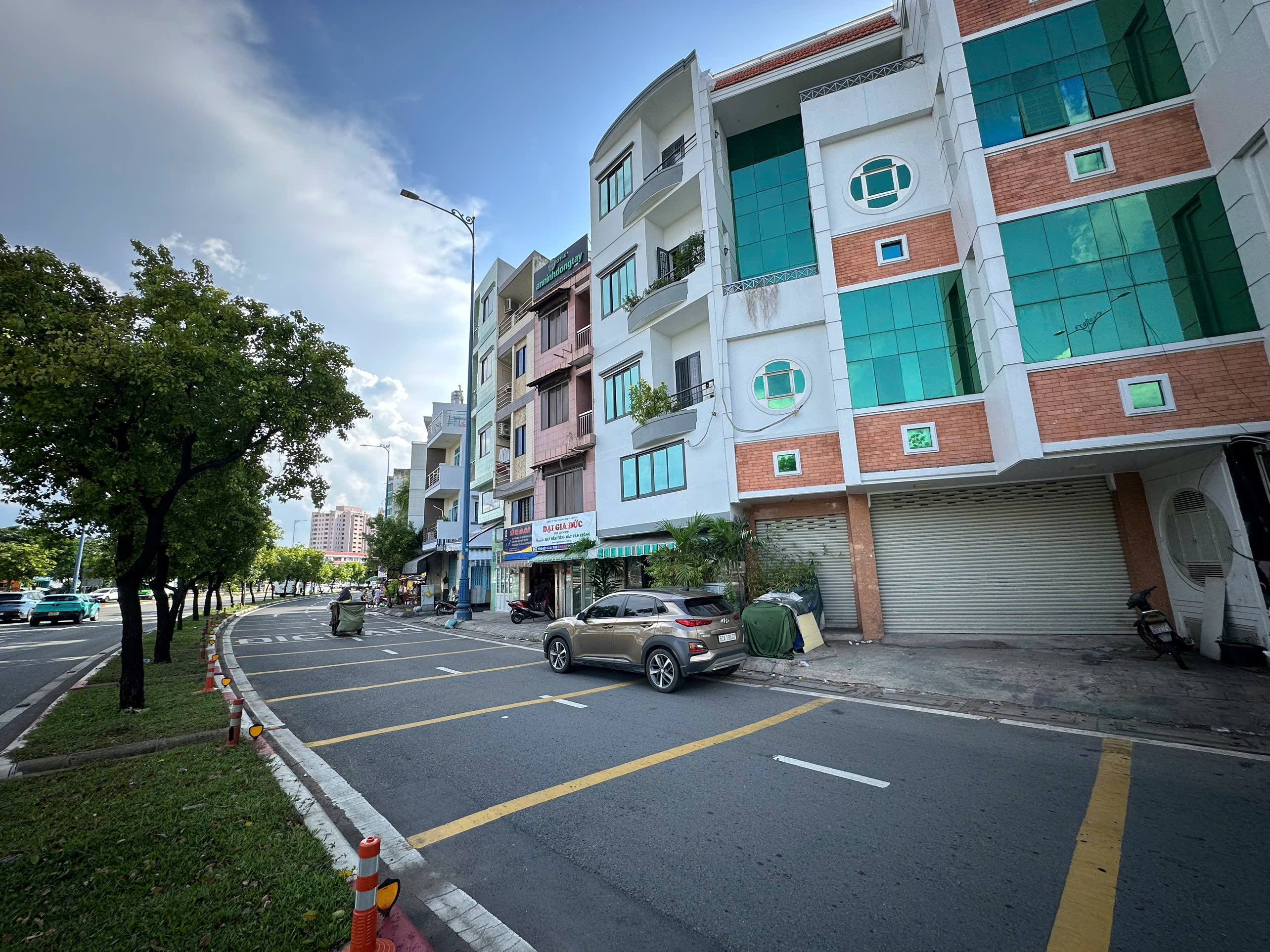 Bán nhà phố Võ Văn Kiệt, Phường 5, Quận 5 xây 4 tầng có thang máy hướng Đông – 120.4m2 2