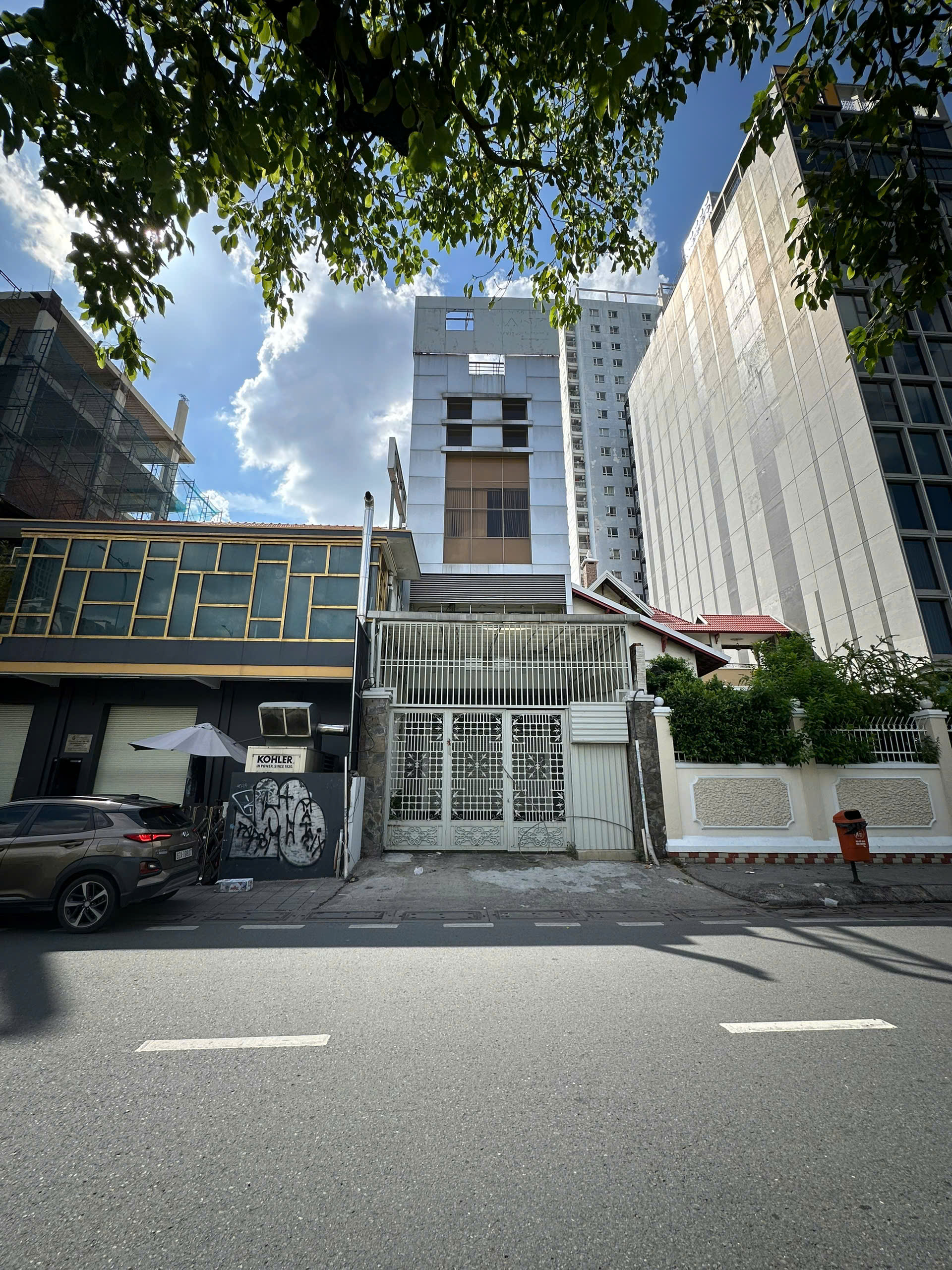 Bán nhà phố Võ Văn Kiệt, Phường Cô Giang, Quận 1 xây 6 tầng hướng Đông Nam – 256.2m2 5