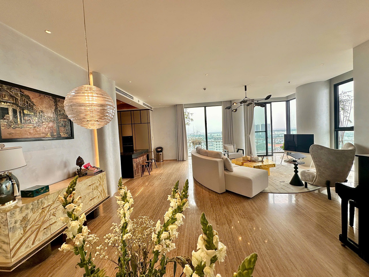 Bán hoặc cho thuê penthouse The Antonia Phú Mỹ Hưng có 3 phòng ngủ nội thất cao cấp lầu 23 – 269m2 12