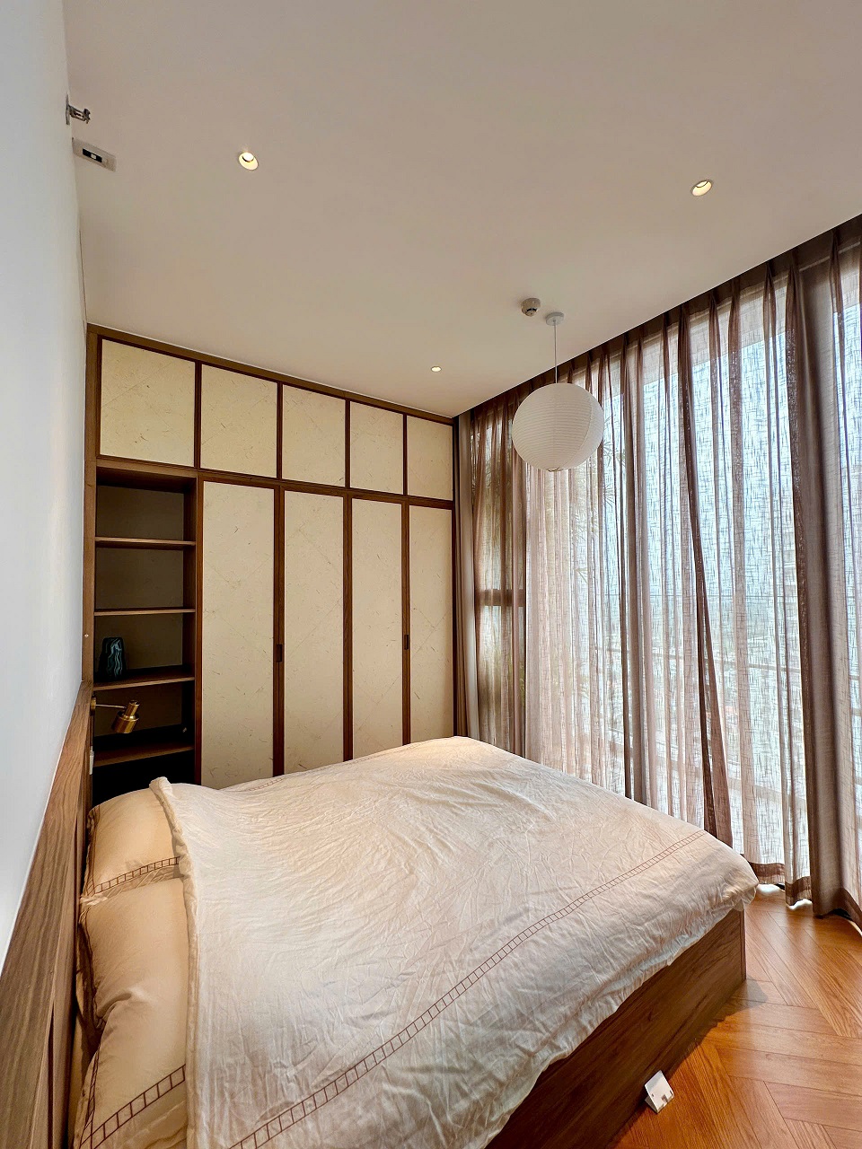 Bán hoặc cho thuê penthouse The Antonia Phú Mỹ Hưng có 3 phòng ngủ nội thất cao cấp lầu 23 – 269m2 4
