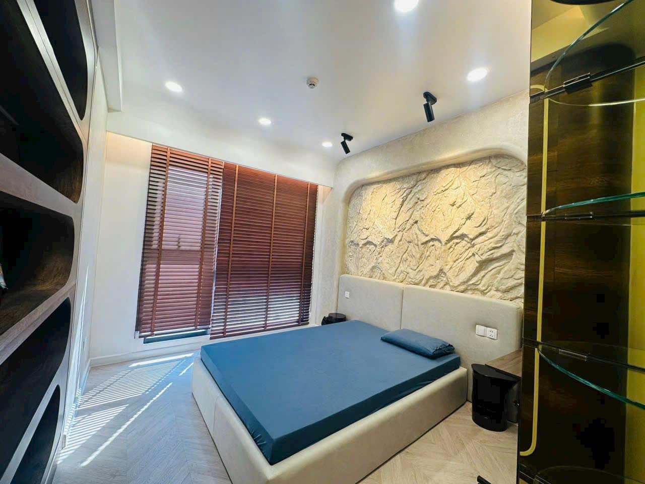 Cho thuê penthouse The Antonia Phú Mỹ Hưng, Quận 7 có 4 phòng ngủ nội thất cao cấp view Tây Nam 5