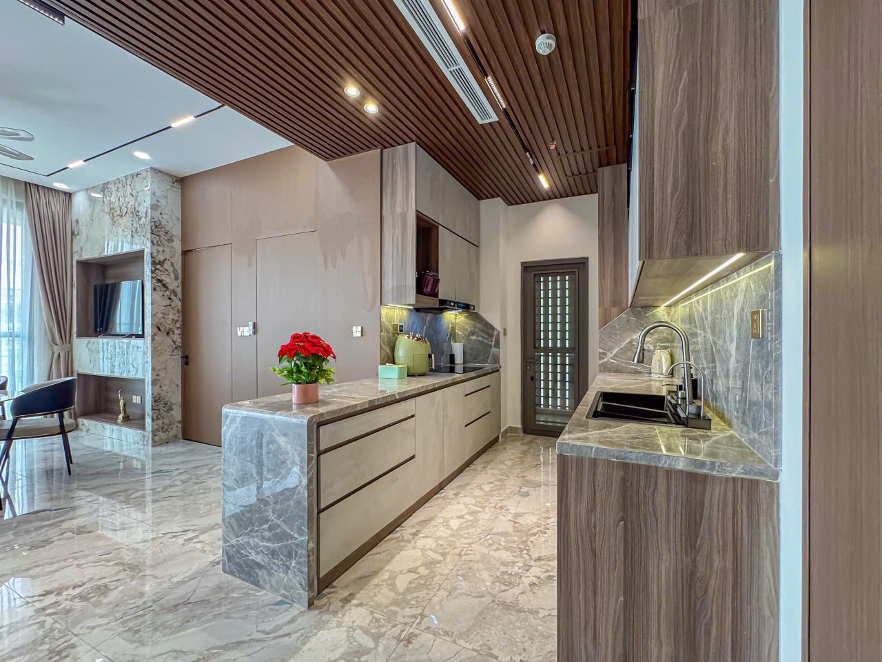 Cho thuê penthouse Ascentia Phú Mỹ Hưng thiết kế 2 phòng ngủ block B lầu 14 – 131m2 1