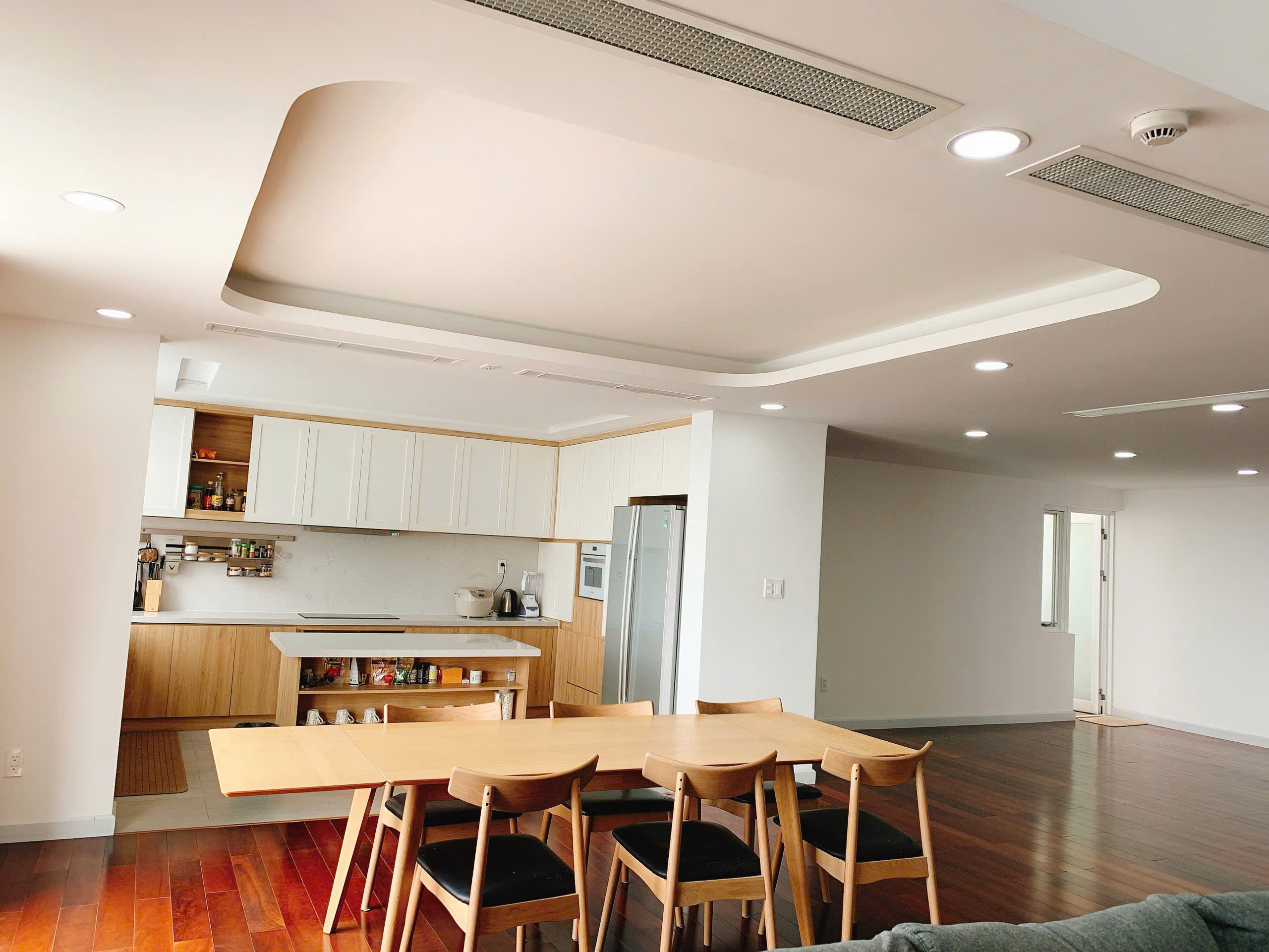 Bán penthouse Green View Phú Mỹ Hưng, Quận 7 dạng duplex có 2 tầng, 3 phòng ngủ, lầu 9 9