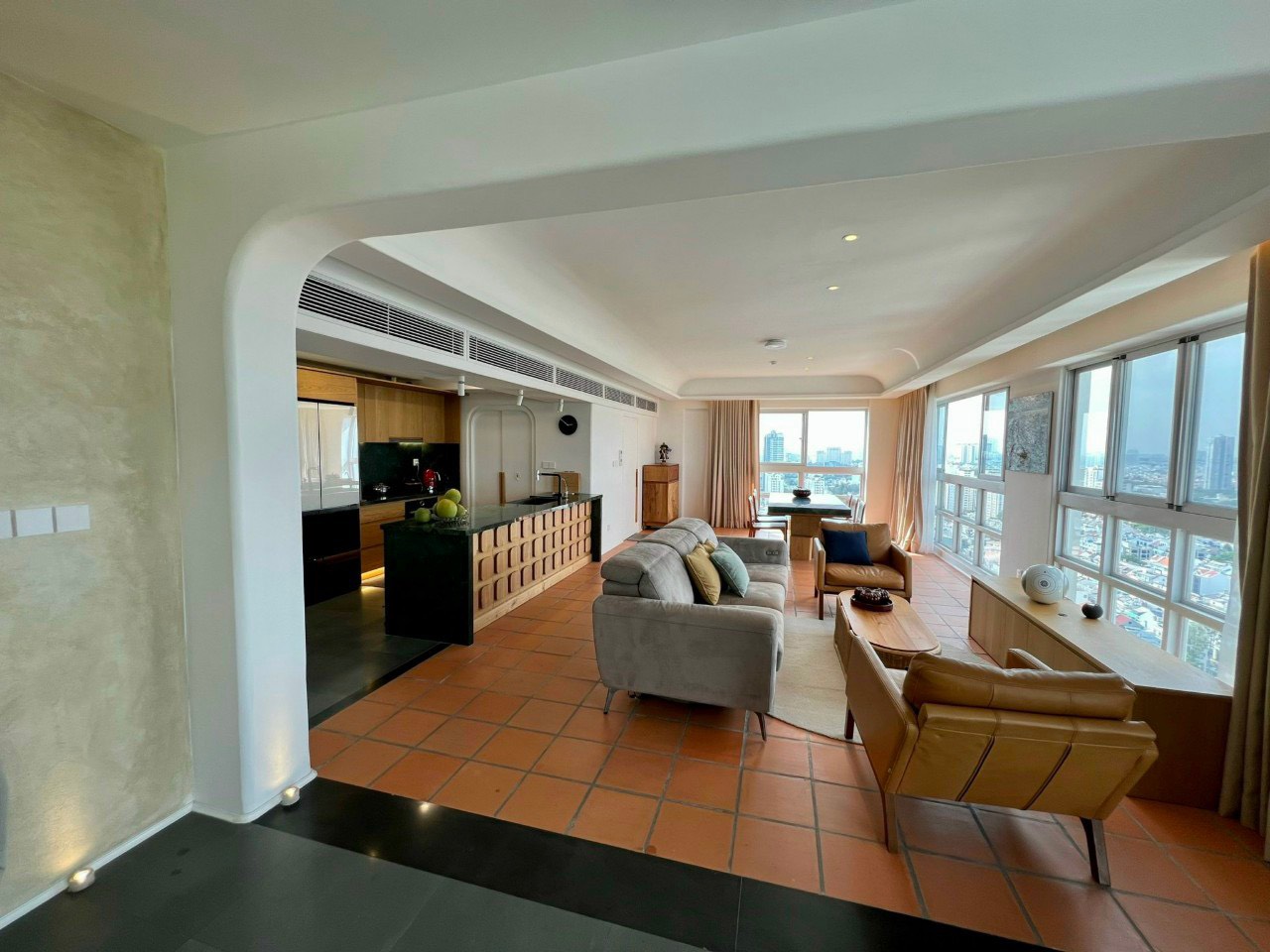 For sale or rent Penthouse Happy Valley Phu My Hung, District 7 has 3 bedrooms