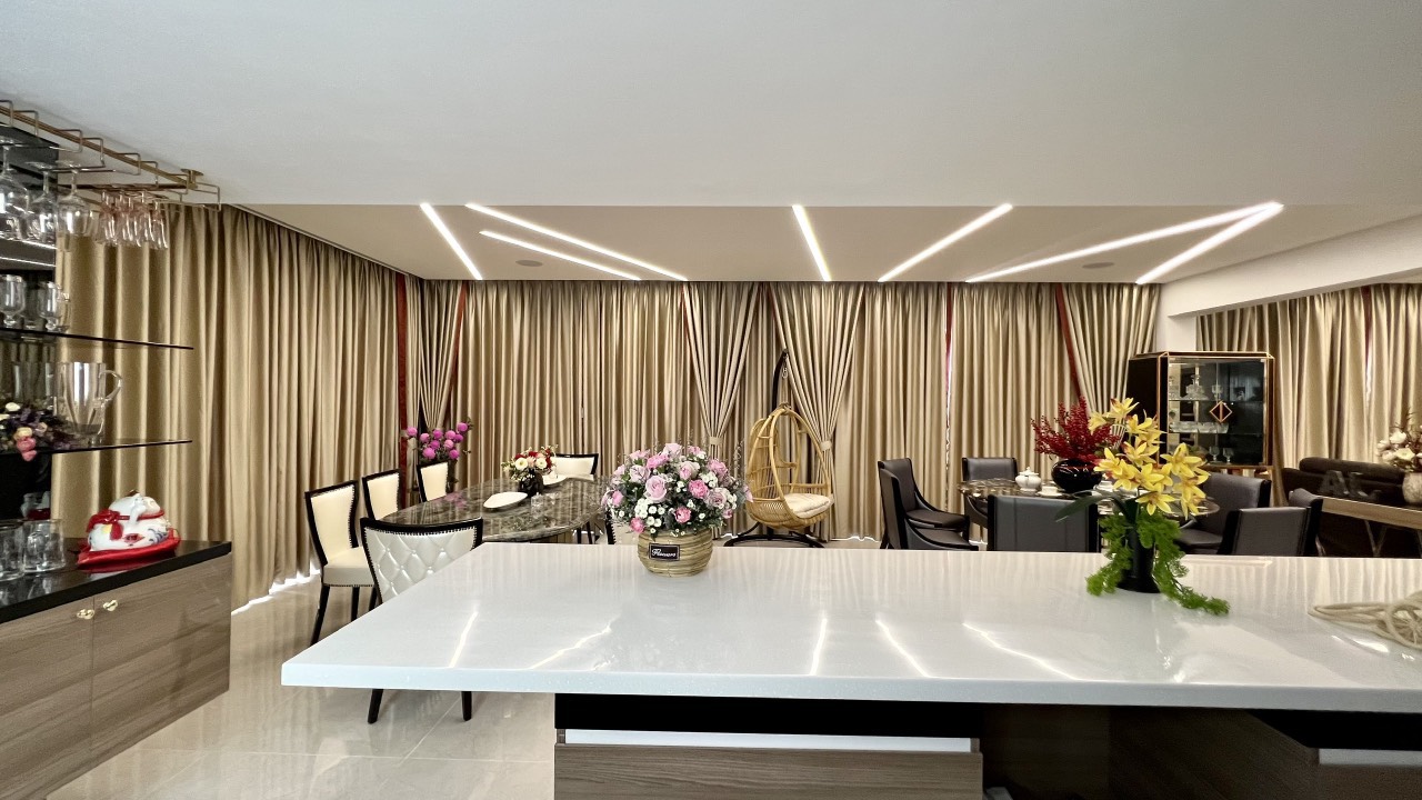 Penthouse for rent in Happy Valley Phu My Hung, District 7, 25th floor, with 3 large bedrooms 1