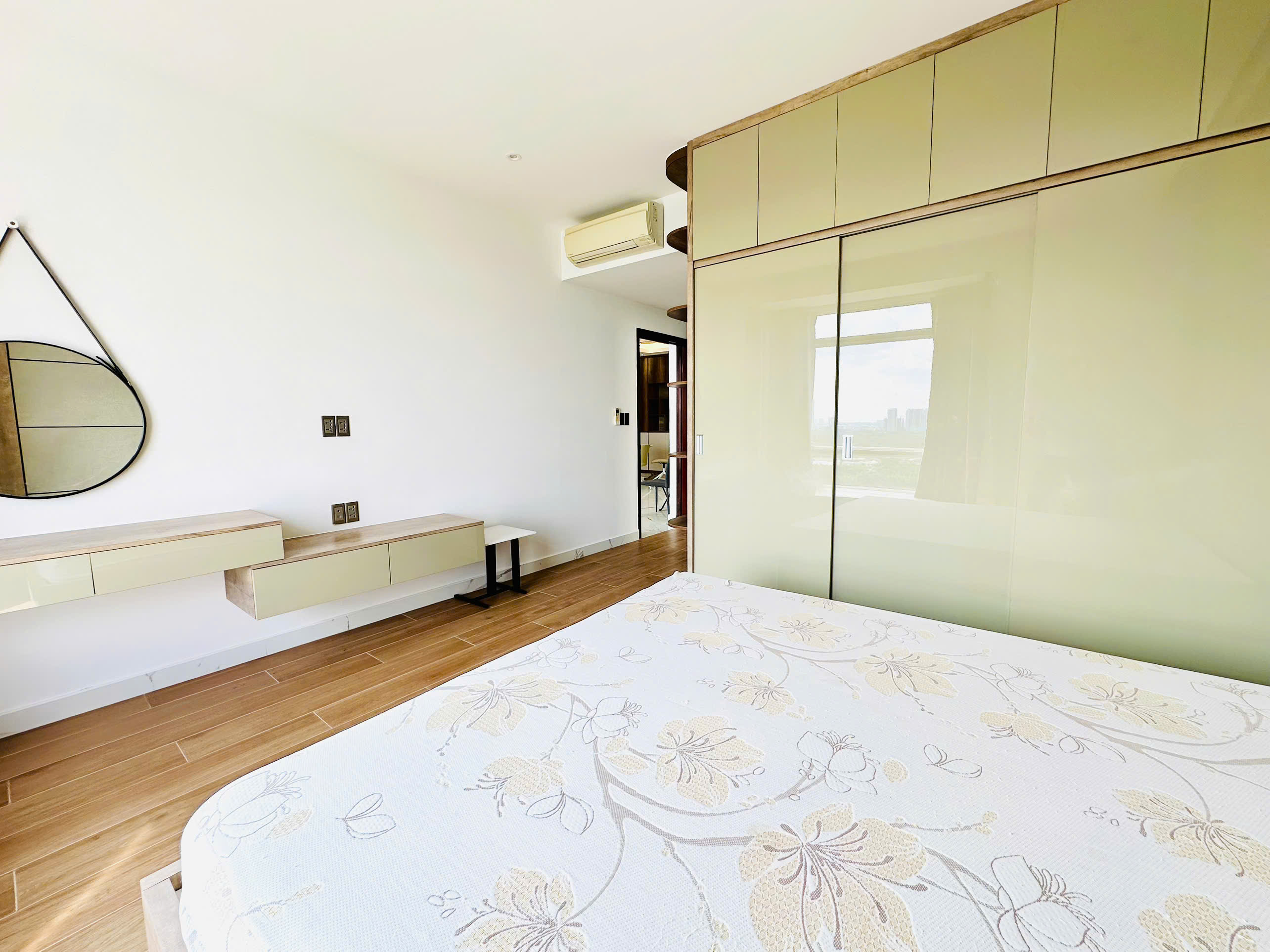 Cho thuê penthouse Riverside Residence Phú Mỹ Hưng, Quận 7 thiết kế 4 phòng ngủ, có ô xe, lầu 16 – 2 19