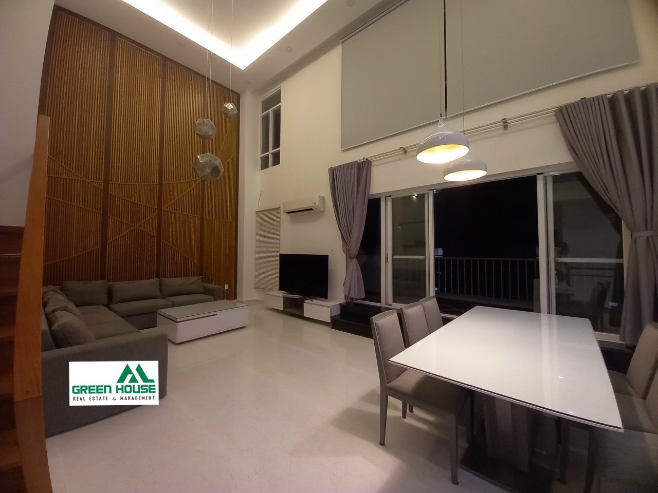 CẦN BÁN HOẶC CHO THUÊ CĂN HỘ PENTHOUSE SKY GARDEN 1 PHÚ MỸ HƯNG 3