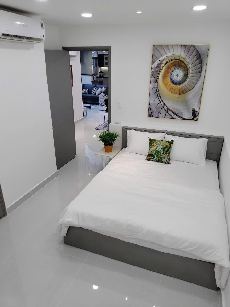 Bán hoặc cho thuê Penthouse Sky Garden Phú Mỹ Hưng, Quận 7 có 5 phòng ngủ, sân BBQ 7