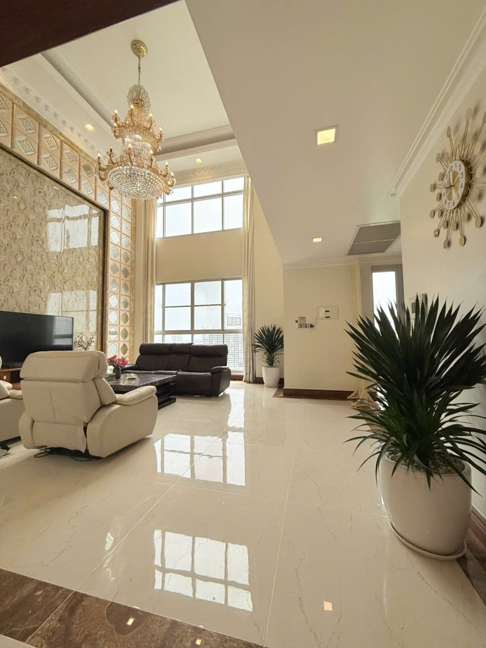 Cho thuê penthouse Star Hill Phú Mỹ Hưng, Quận 7 có 4 phòng ngủ nội thất cao cấp, sân thượng thoáng  4