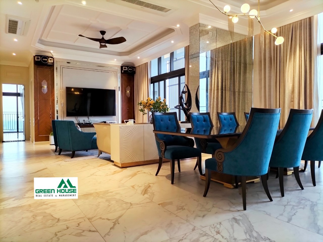 Selling PentHouse The View District 7 5