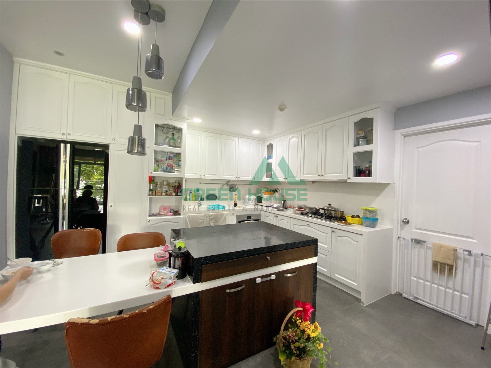 RiverSide Residence Phu My Hung luxury apartment for rent 9