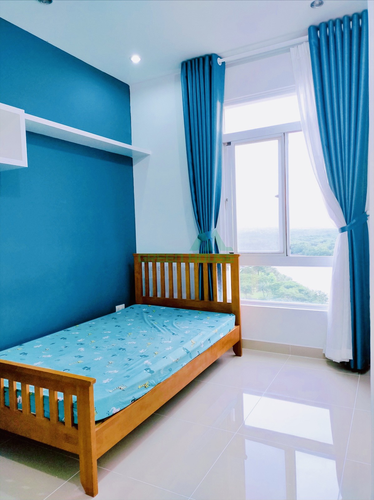 Cho thuê căn hộ Riverside Phú Mỹ Hưng 12