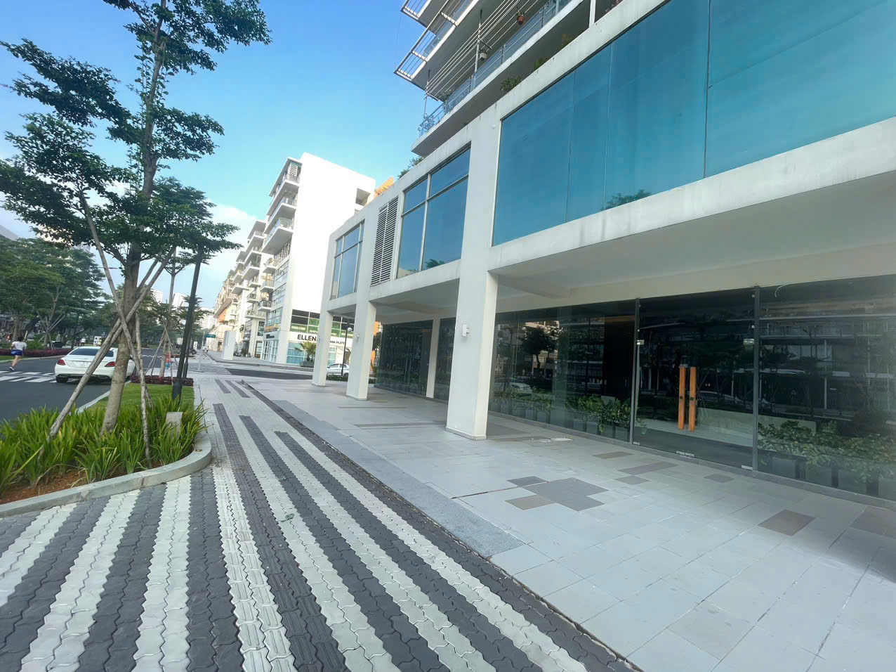 Cho thuê shophouse Garden Plaza, Phú Mỹ Hưng, Quận 7 căn góc vị trí siêu đẹp có 1 lầu 6