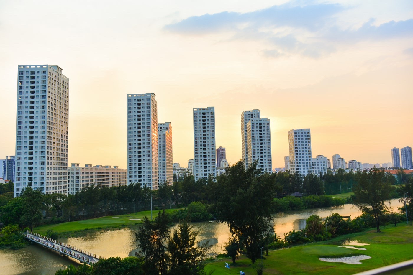 Cho Thuê Shop Góc 2 Mặt Tiền Đẹp Nhất Happy Valley Phú Mỹ Hưng Quận 7 9