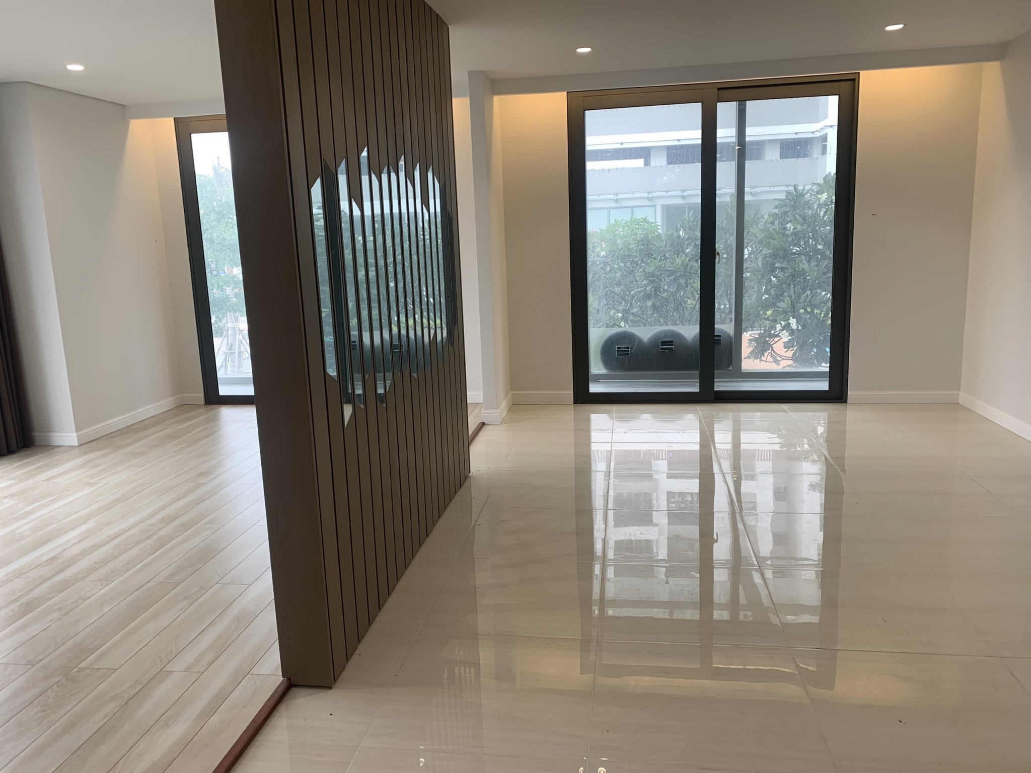 Cần Bán Shophouse Lux Garden Quận 7 13