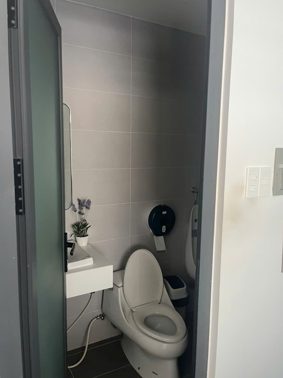 Shophouse apartment for rent Phu My 2 Boulevard, District 7 has 2 floors with a total area of 200m2 11