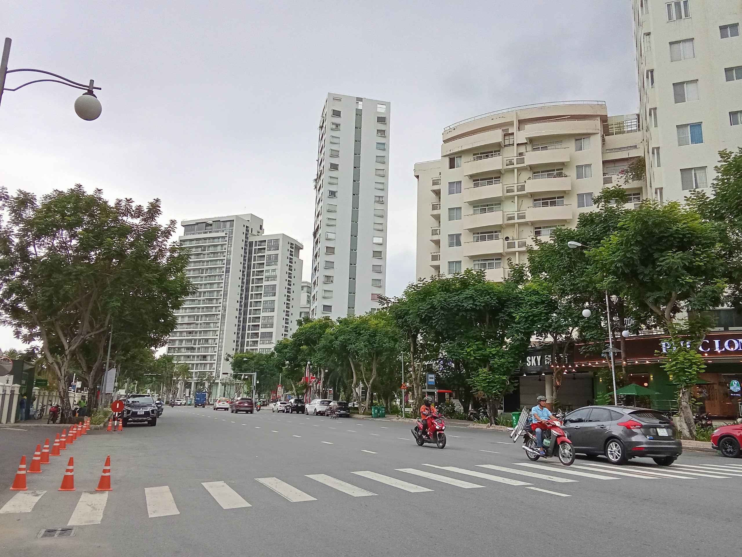 Cho thuê shophouse Grand View Phú Mỹ Hưng, Quận 7 tầng 2 mặt tiền Nguyễn Đức Cảnh 2