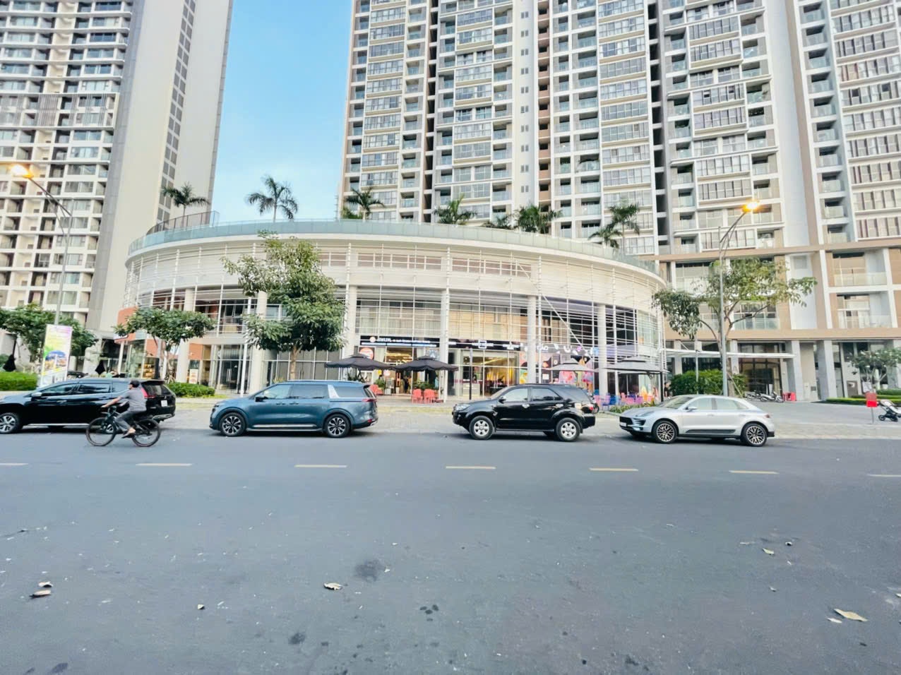 Bán shophouse Midtown Phú Mỹ Hưng, Quận 7 vị trí đẹp view sông cạnh Starbuck 2