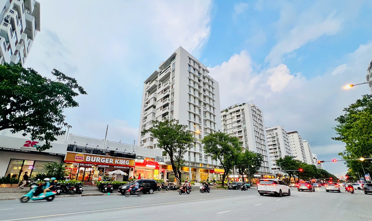 Cho thuê shophouse 001 Nguyễn Đức Cảnh Mỹ Khánh 1 Phú Mỹ Hưng xây trệt + lửng – 100m2 6
